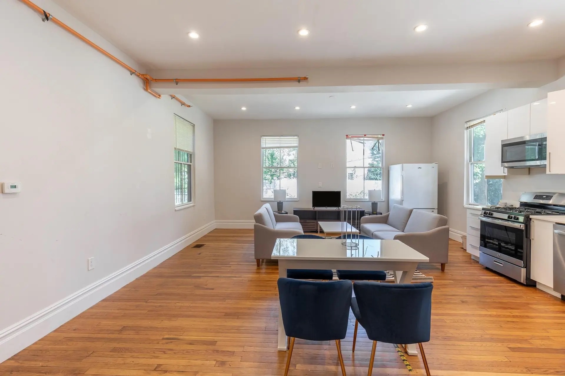 Building Photo - 89 Cedar St