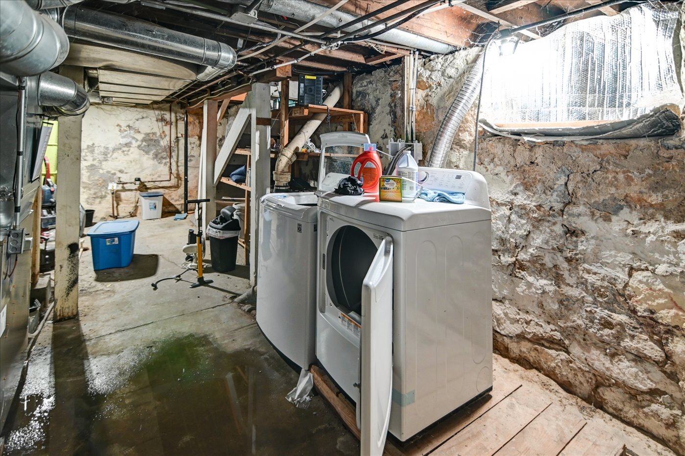 Building Photo - 205 S Fair Oaks Ave