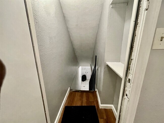 Building Photo - 2019 Place Rebecca Ln