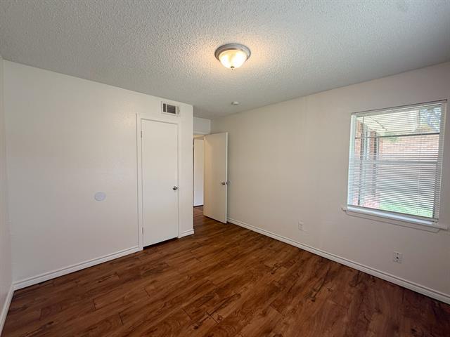 Building Photo - 1408 Nichols St