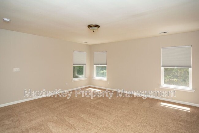 Building Photo - 7144 Great Laurel Dr