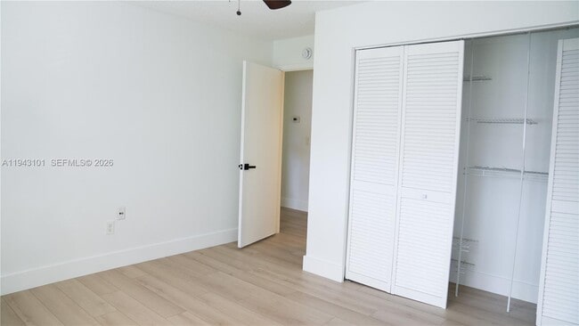 Building Photo - 9023 SW 113th Pl Cir W