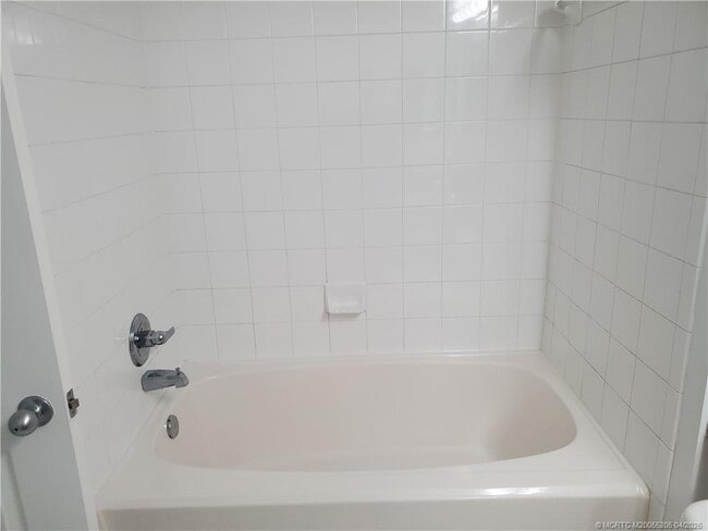 Building Photo - 3617 NW Adriatic Ln