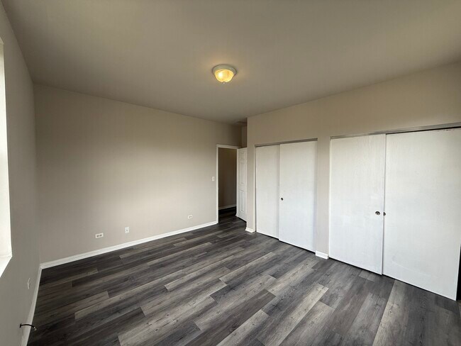 Building Photo - 7952 S Carpenter St