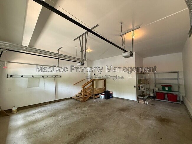 Building Photo - 1404 Graham Dr