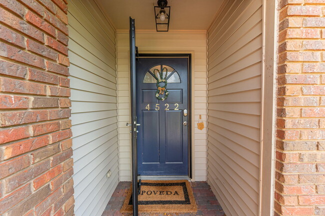 Building Photo - 4522 Parkwood Ln
