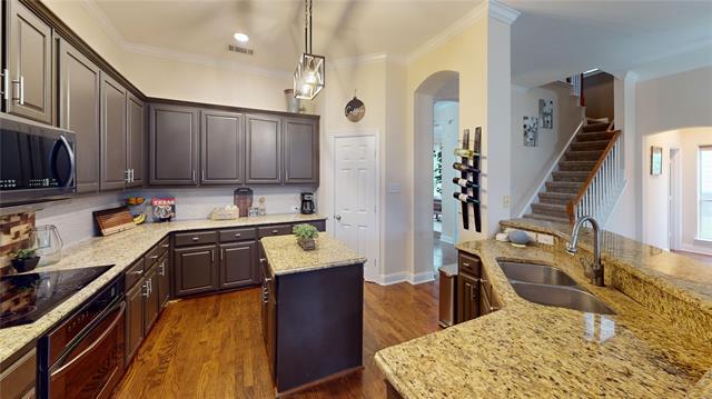 Building Photo - 1747 Ivy Ln