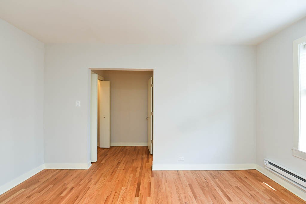 Building Photo - 2423 N Kedzie Blvd