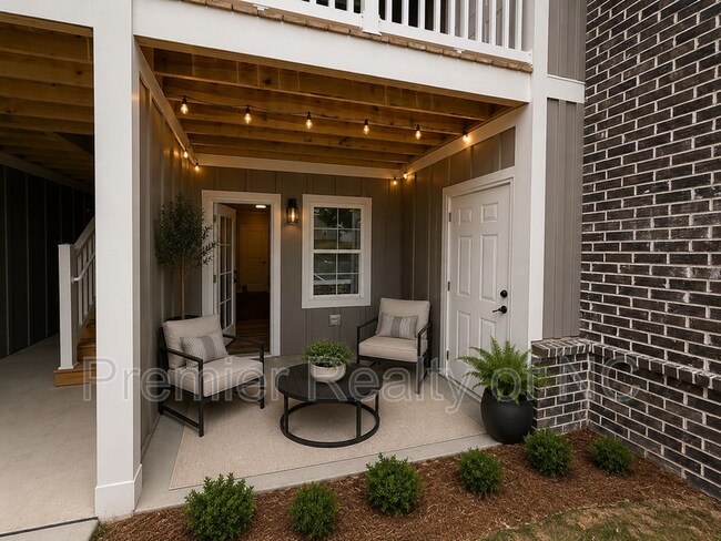 Building Photo - 7085 Hanesbrook Cir