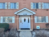 Building Photo - Charming 2 Story Condo in Wheaton