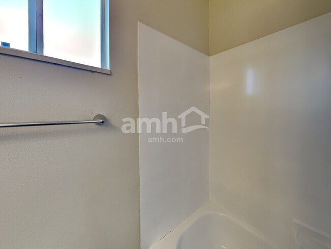 Building Photo - 5404 W Sunfalls Ct