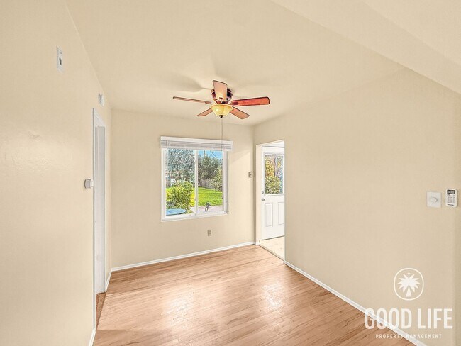 Building Photo - Charming 2BR/2BA home available in La Mesa with Large backyard!