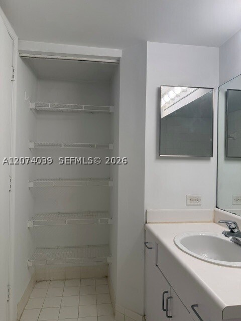 Building Photo - 4808 N State Rd 7