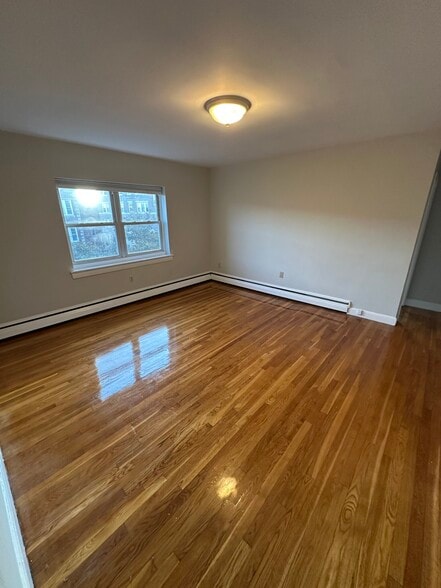 Building Photo - 61 Selkirk Rd