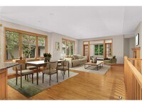 Building Photo - 9280 Blackoaks Ct N