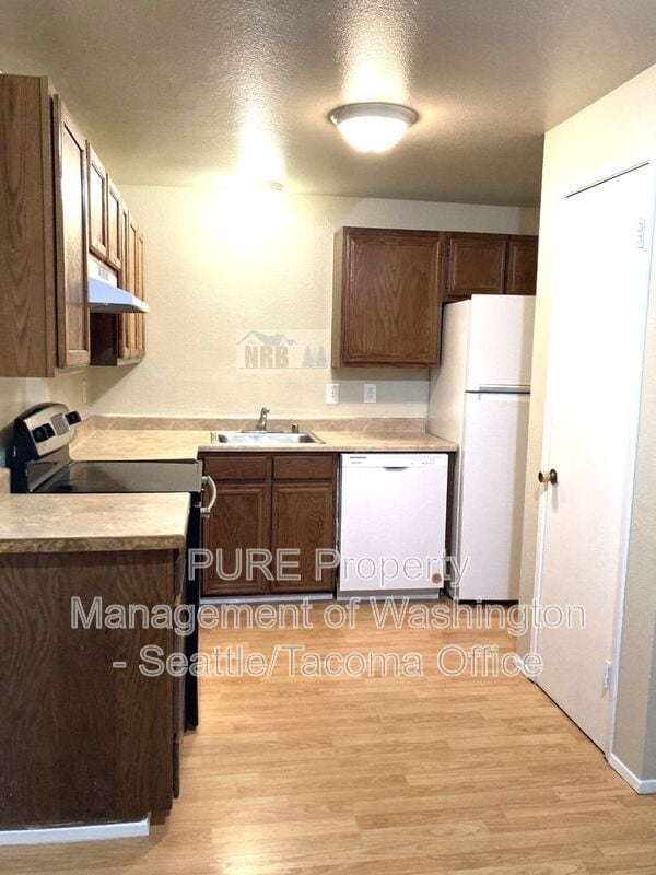 Primary Photo - 1812 I St NE