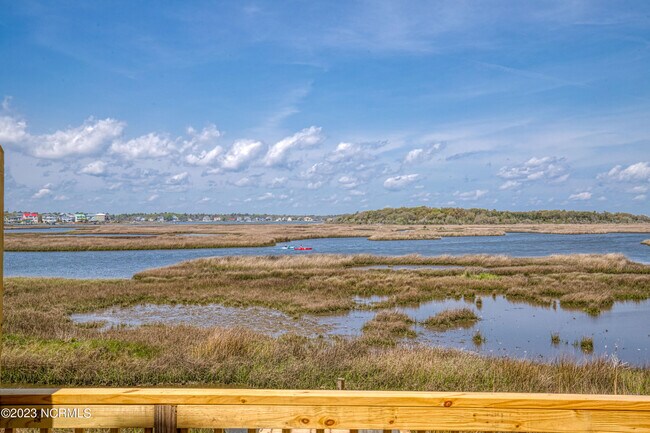 Building Photo - 1883 New River Inlet Rd