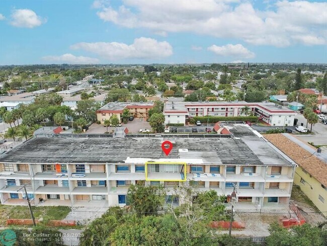 Building Photo - 1410 S Federal Hwy