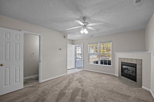 Building Photo - Welcome to Marsh Oaks!