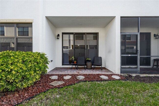Building Photo - 9460 Sardinia Way