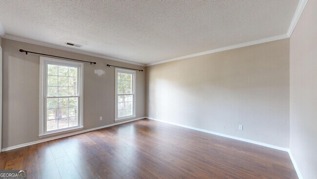 Building Photo - 1531 Dartmouth Ct