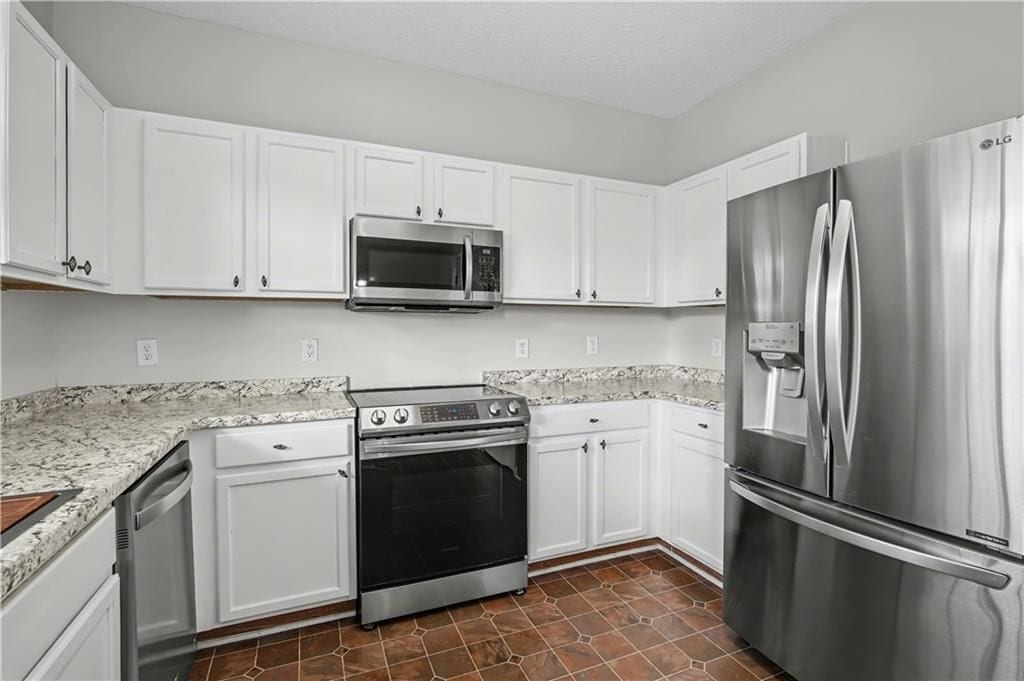 Building Photo - 102 Weatherstone Square Dr