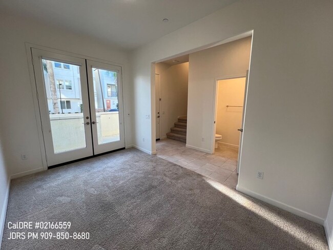 Building Photo - Rancho Cucamonga 4 Bedroom Condo