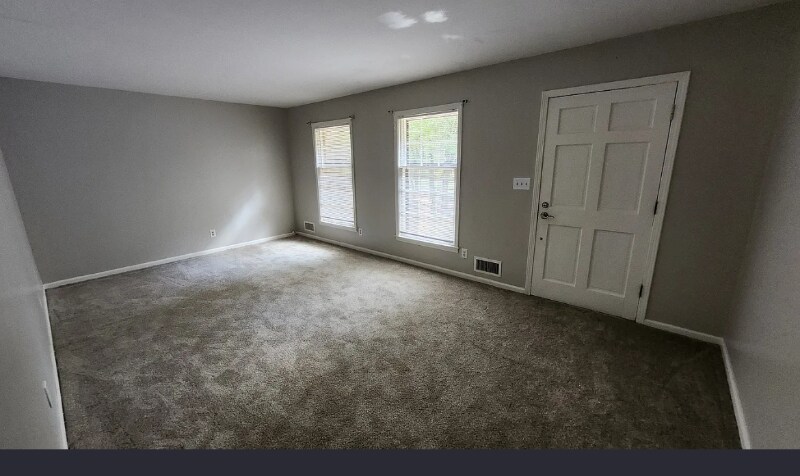 Building Photo - 260 Gentry Dr