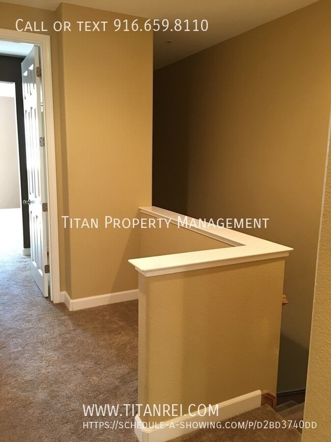 Building Photo - 8144 Crystal Walk Cir