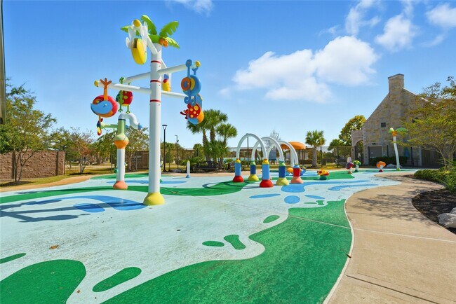 Building Photo - 15846 Weston Ridge Dr