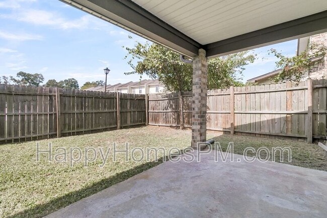 Building Photo - 5737 Dewsbury Ln