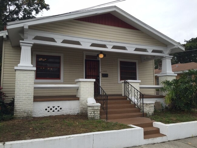 Primary Photo - Historic Ybor Bungalow