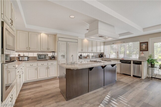 Building Photo - 2404 Legacy Island Cir