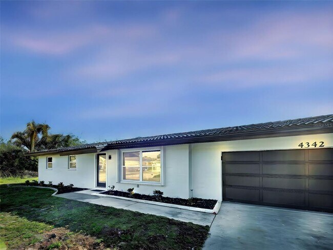 Building Photo - 4342 Ewing Cir