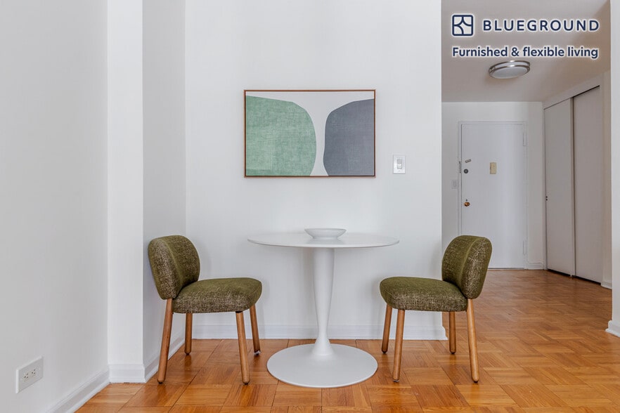 Building Photo - 305 East 86th St