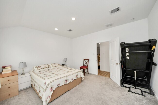 Building Photo - 21927 Citrus Grove Ct