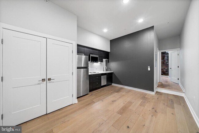 Primary Photo - 257 N 3rd St