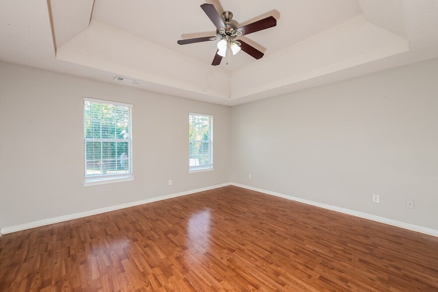 Building Photo - 3370 Spring Mesa Dr SW
