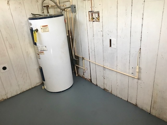 Building Photo - GULFPORT 1 BED DUPLEX