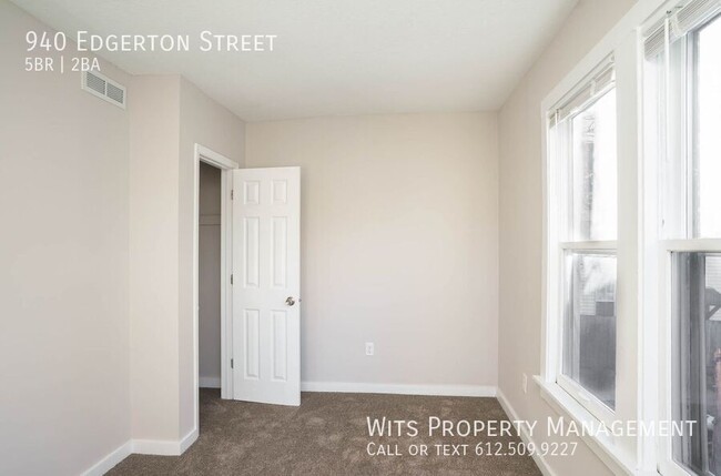 Building Photo - 940 Edgerton St
