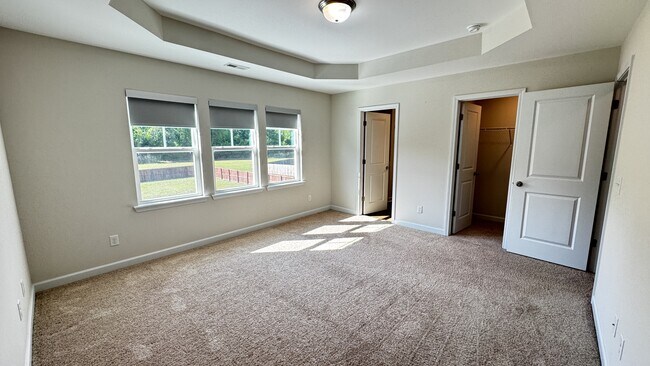 Building Photo - 330 James Hedrick Ct