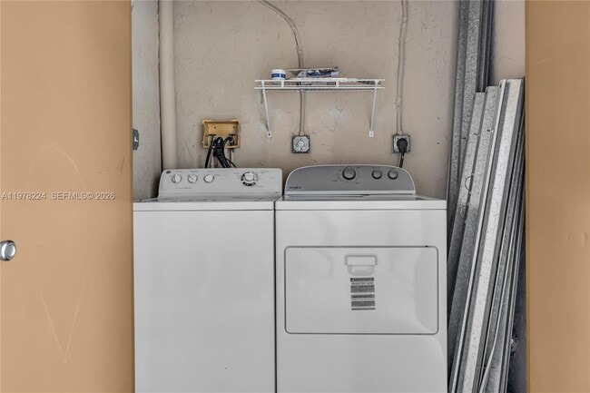 Building Photo - 101 SW 117th Ave