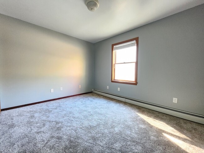 Building Photo - 1323 Pushaw Rd