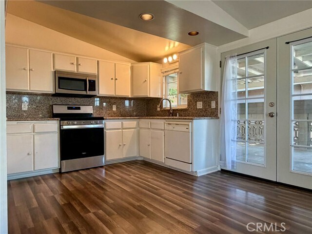 Building Photo - 832 S Prospero Dr