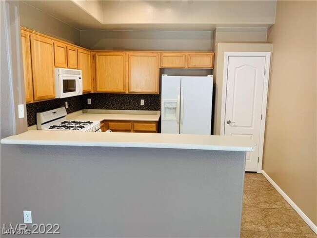 Building Photo - 3460 Cactus Shadow St