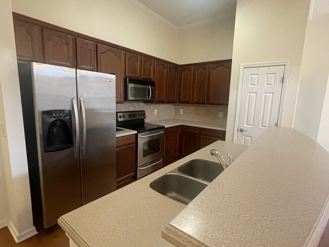 Building Photo - 1965 Nocturne Dr