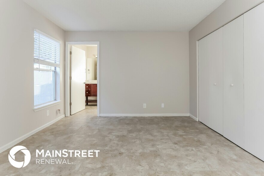 Building Photo - 1332 Waterway Cove Dr