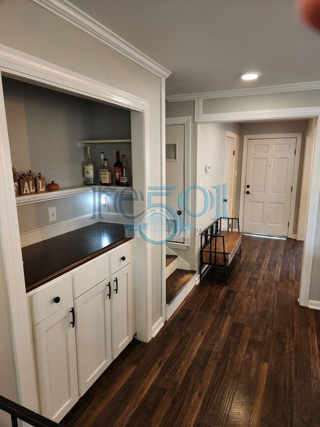 Building Photo - Coming Soon! Super impressive, updated WLR Home - WOW!