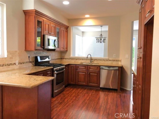 Building Photo - 619 N Jimenez Ln
