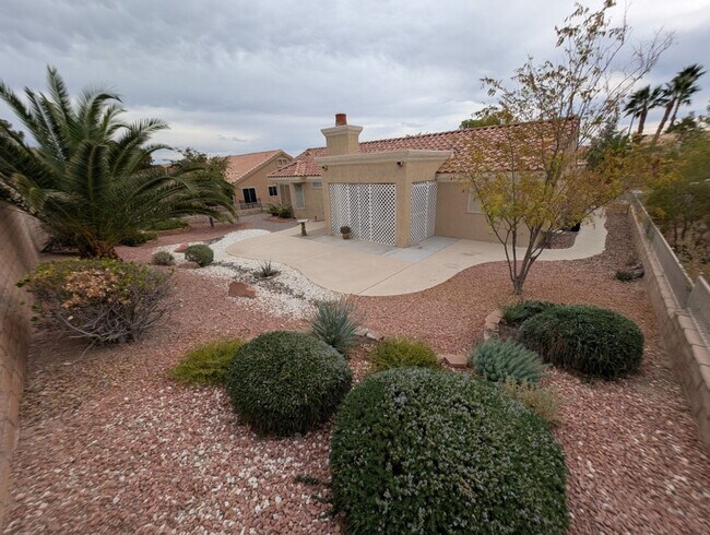 Building Photo - 2737 Tumble Brook Dr